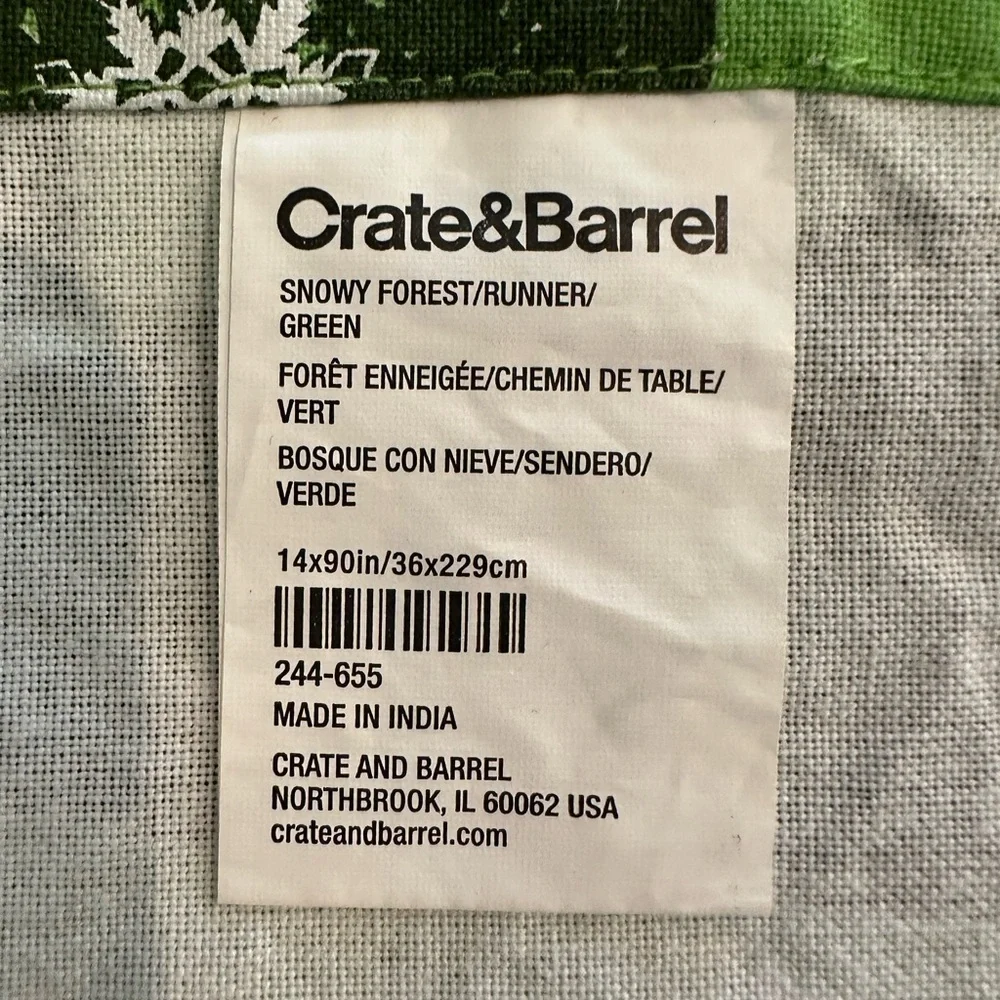 Crate&Barrel Green Snowy Forest Runner NWOT